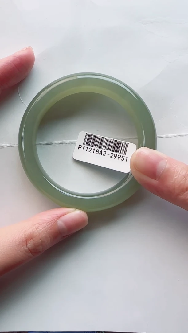 【闪购商品】和田玉手镯未镶嵌51