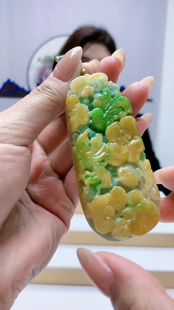 未镶嵌定制翡翠4829MM-毛货挂件77