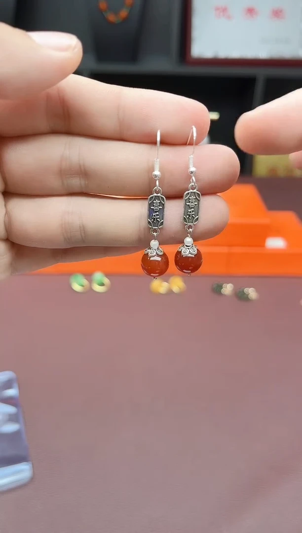 银S925镶嵌耳饰玛瑙/玉髓730000