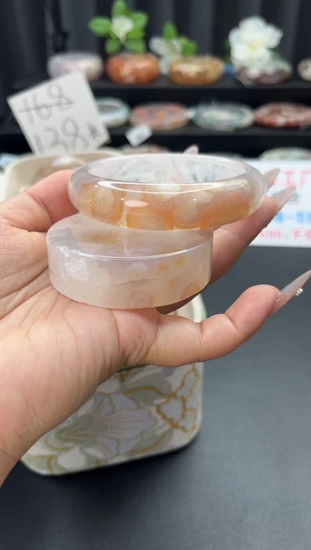未镶嵌手镯石英质玉（59-60圈口）赠送镯心