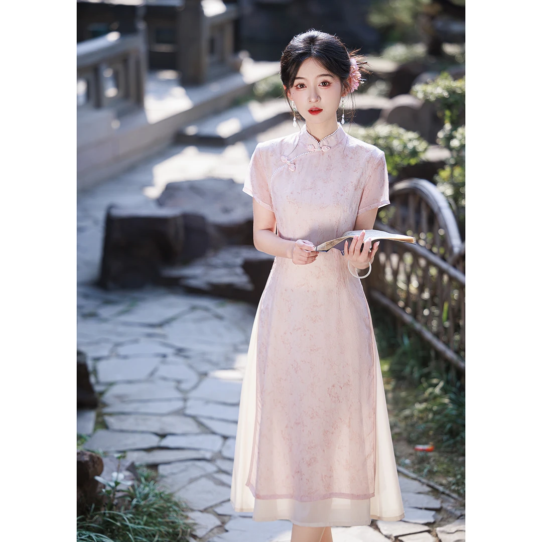 素雅新中式粉色旗袍奥黛裙夏季新款年轻款修身改良日常款连衣裙