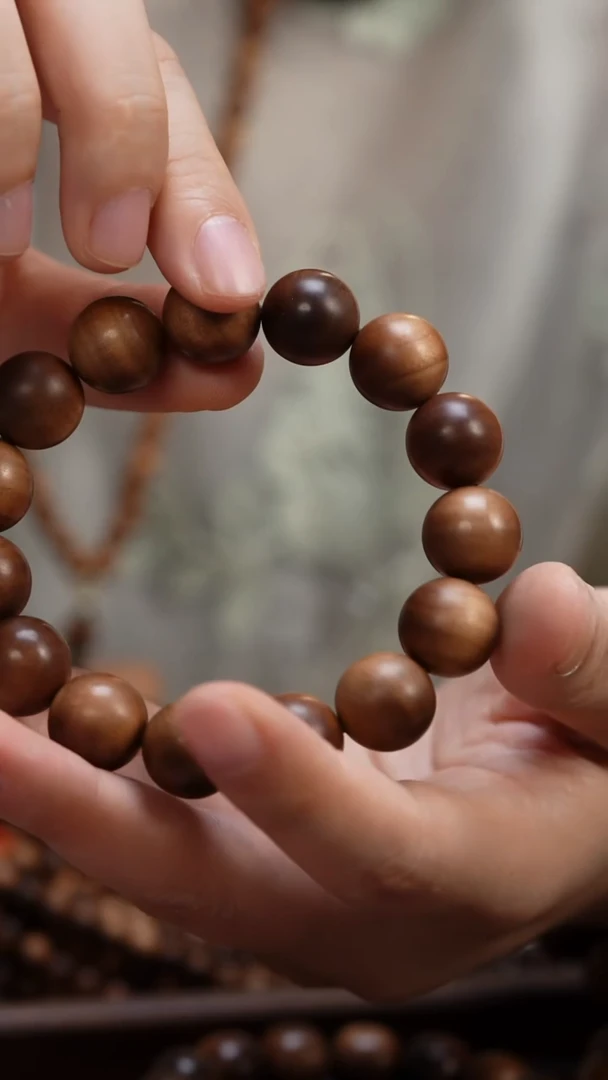 檀香木手串/手链老山檀香1.5圆珠多样式发其一留疤