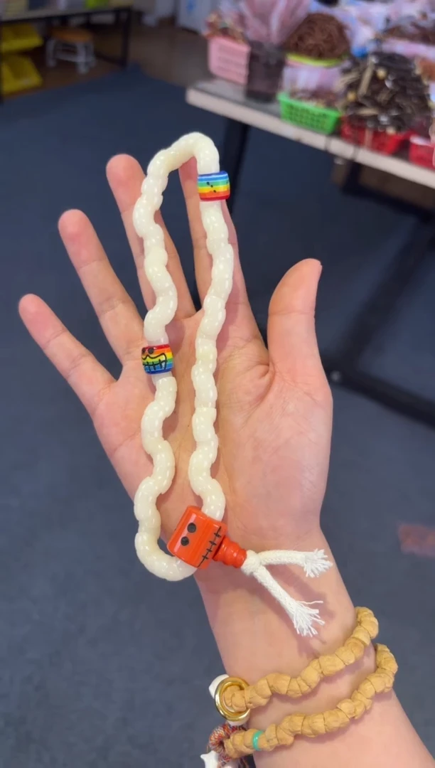 吊坠菩提根/象牙果菩提大肠【彩虹糖】