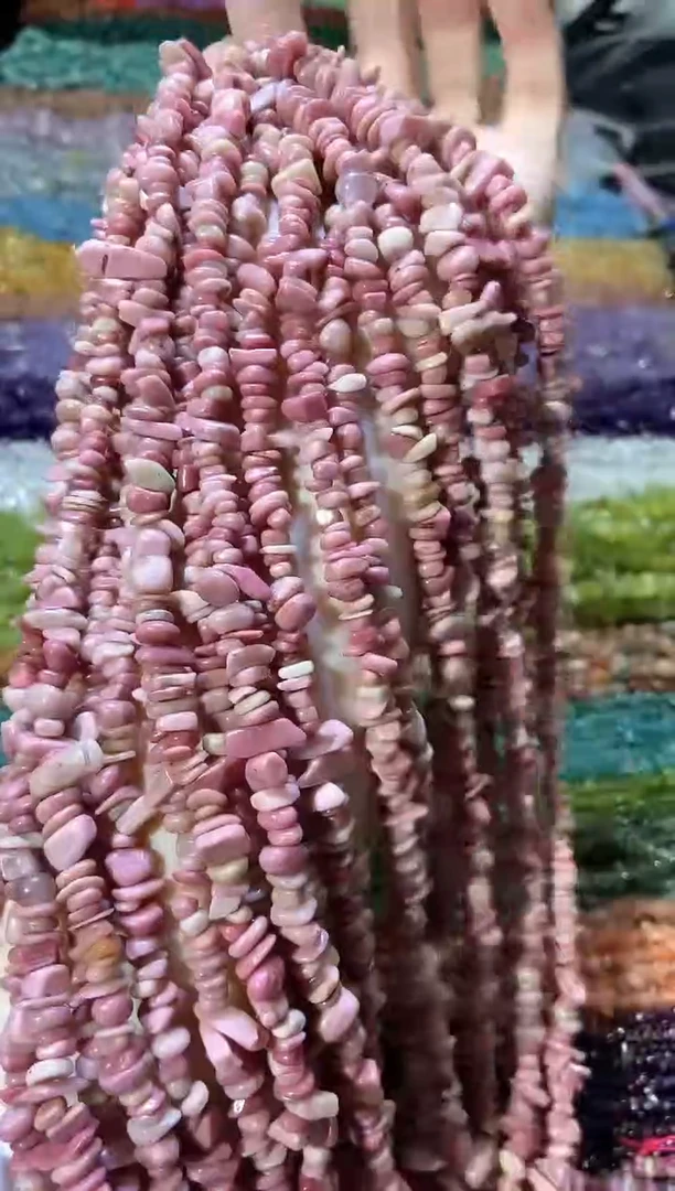 水晶珠宝半成品未镶嵌红木纹