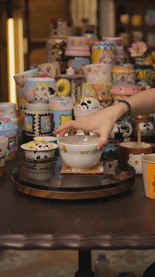 景德镇釉下彩绘设计师款式陶瓷