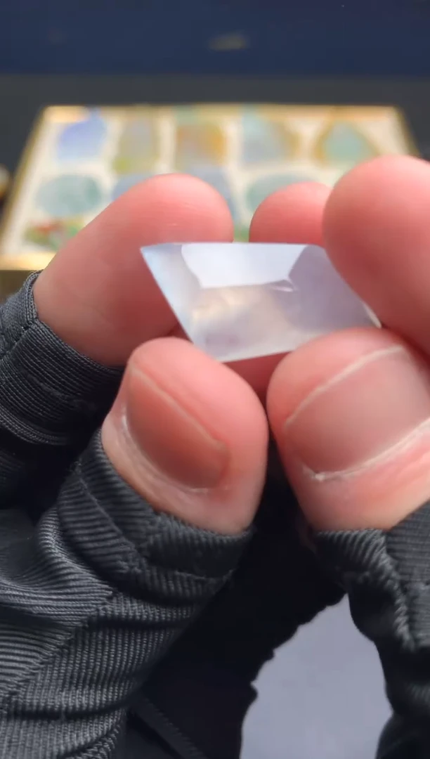 【闪购商品】定制翡翠未镶嵌