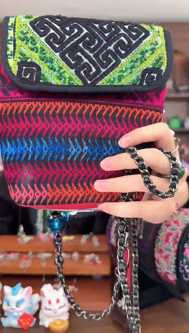 【闪购商品】织绣扶光苗绣传承7