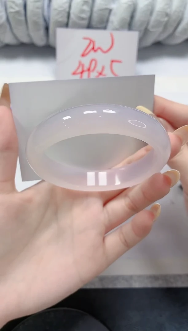 石英质玉手镯未镶嵌118-62.7荔枝