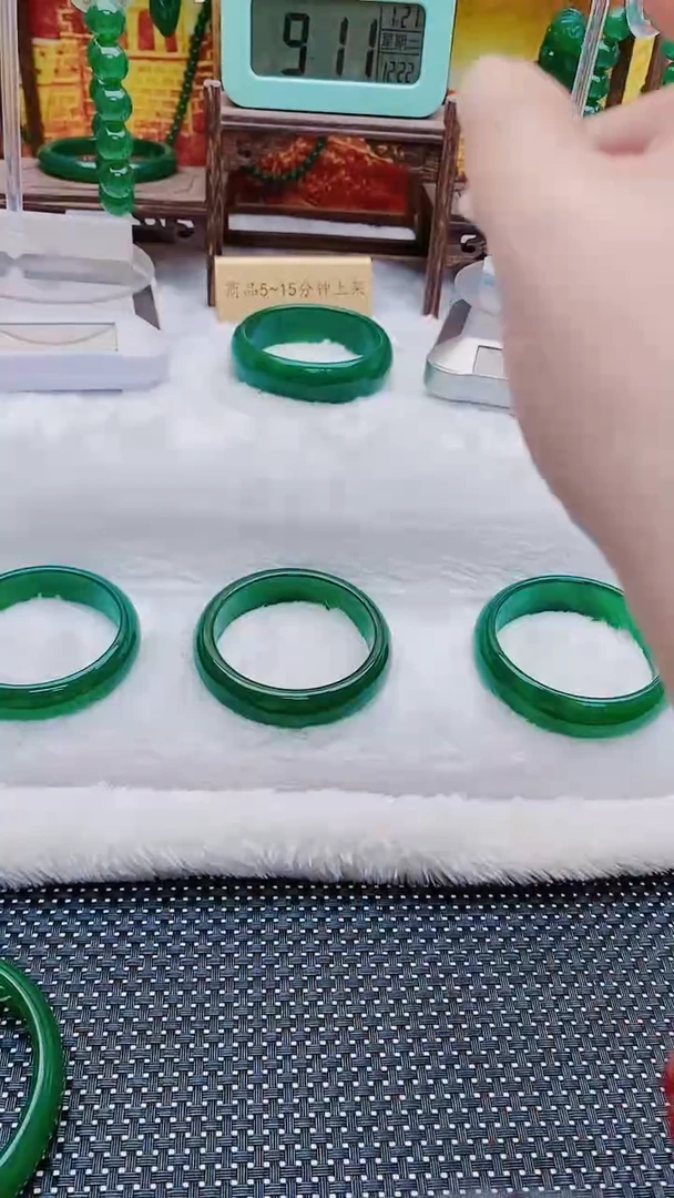 【闪购商品】玛瑙/玉髓手镯未镶嵌0