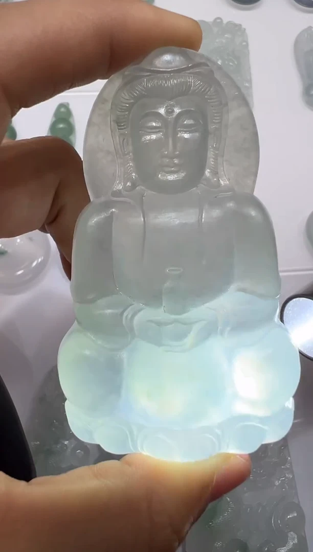 未镶嵌定制翡翠观音