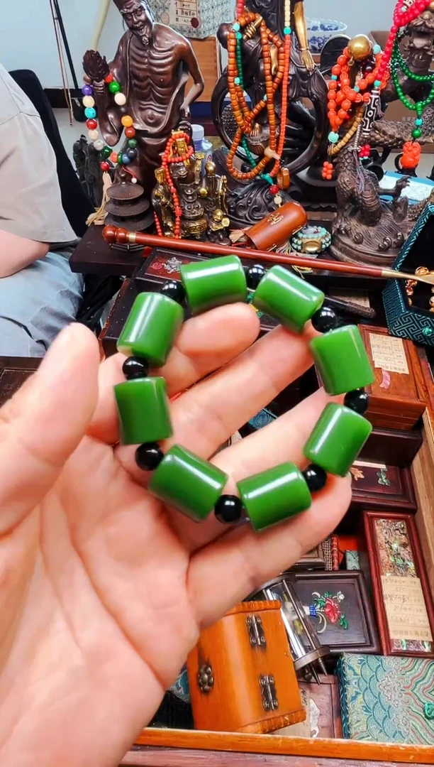 和田玉未镶嵌颈饰安哥精品专属链接d55