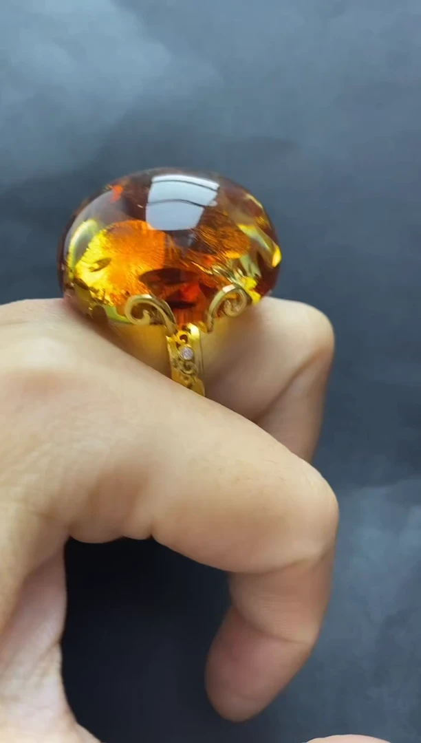 裸石琥珀未镶嵌戒指
