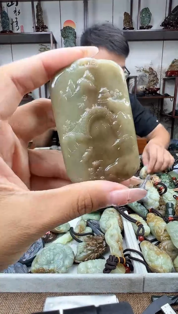 和田玉未镶嵌把件1