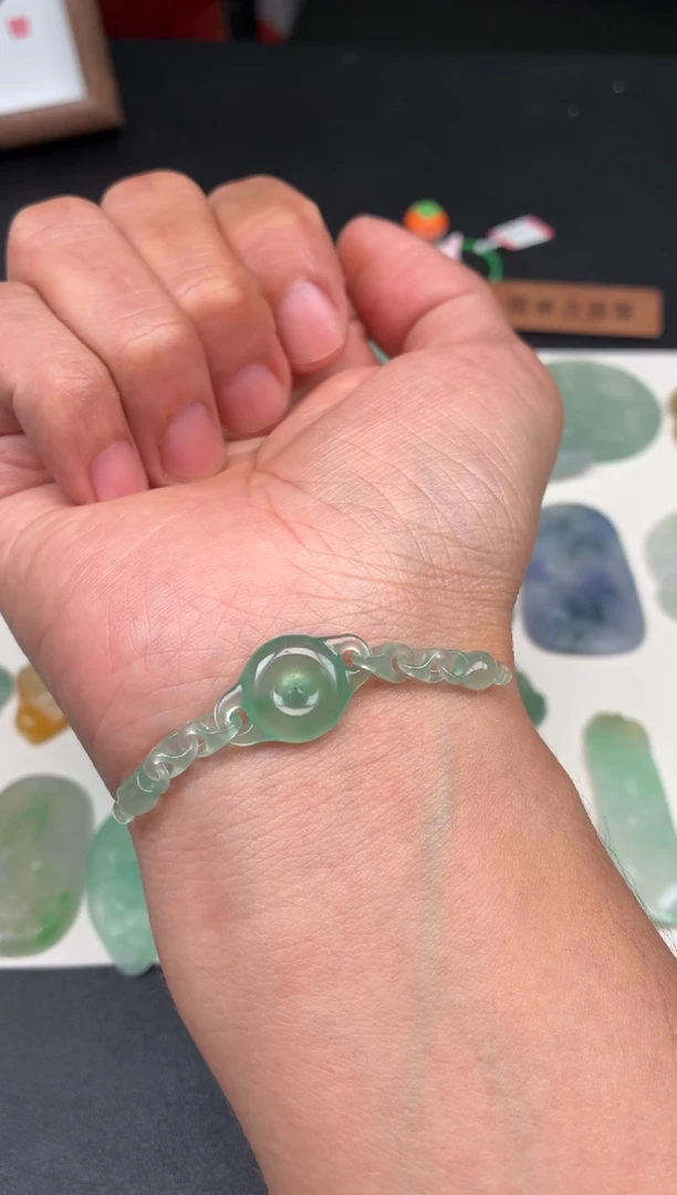 未镶嵌定制翡翠翡翠