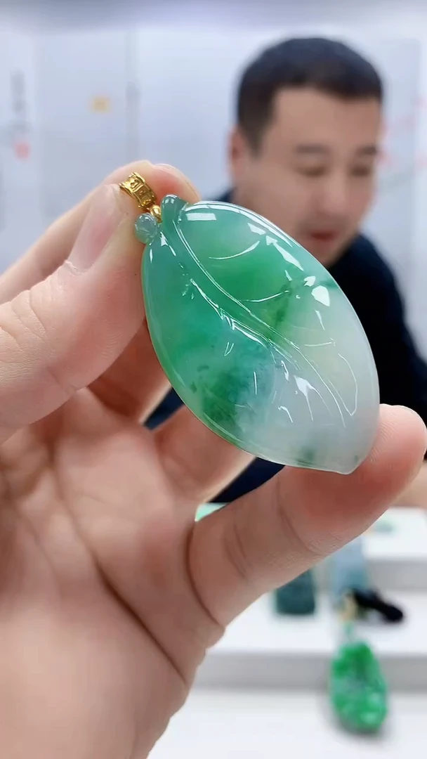 定制翡翠18K金镶嵌4898bb-毛货挂件76