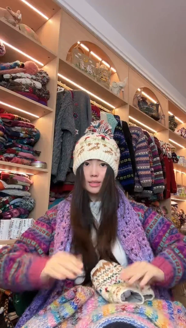 羊毛白色蘑菇帽美丽如