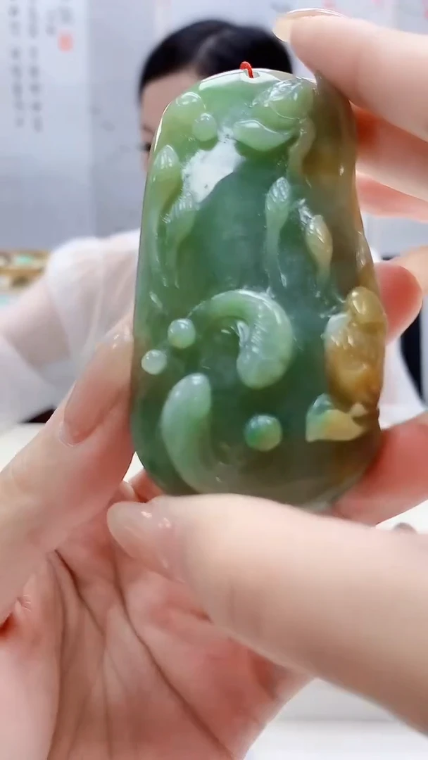 未镶嵌定制翡翠4852lr-毛货挂件50