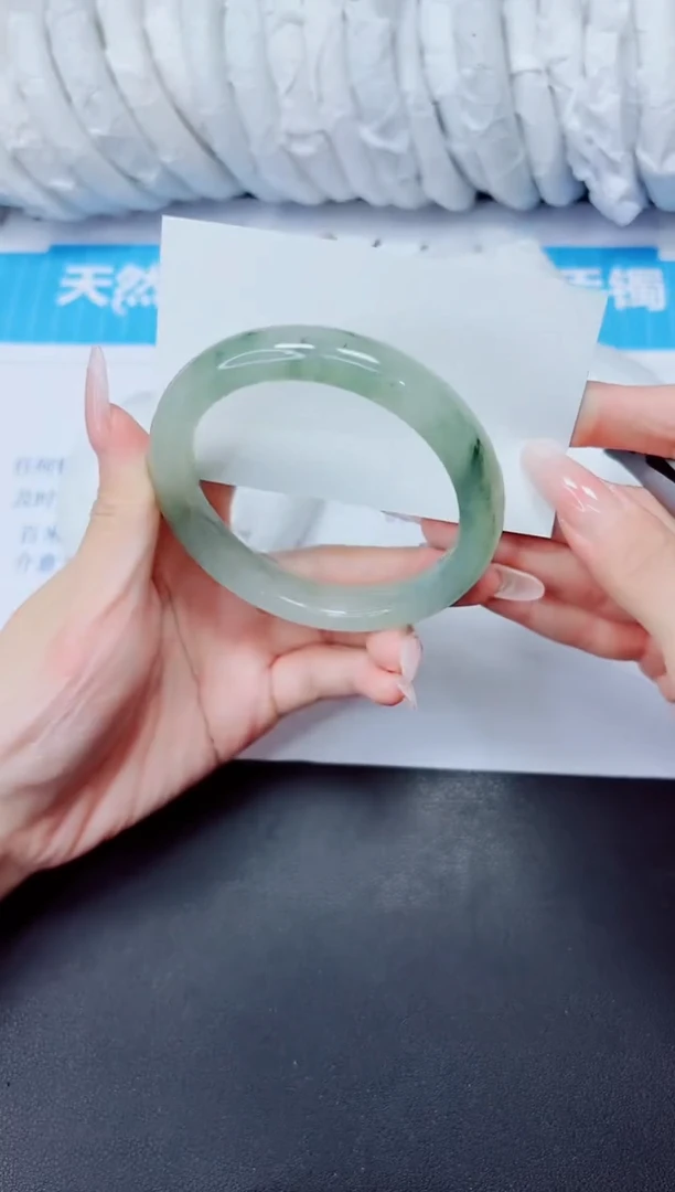 石英质玉手镯未镶嵌199/58