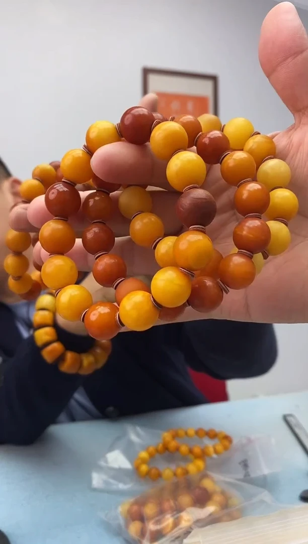 琥珀未镶嵌珠宝奇石假一罚十，多样性发一件022