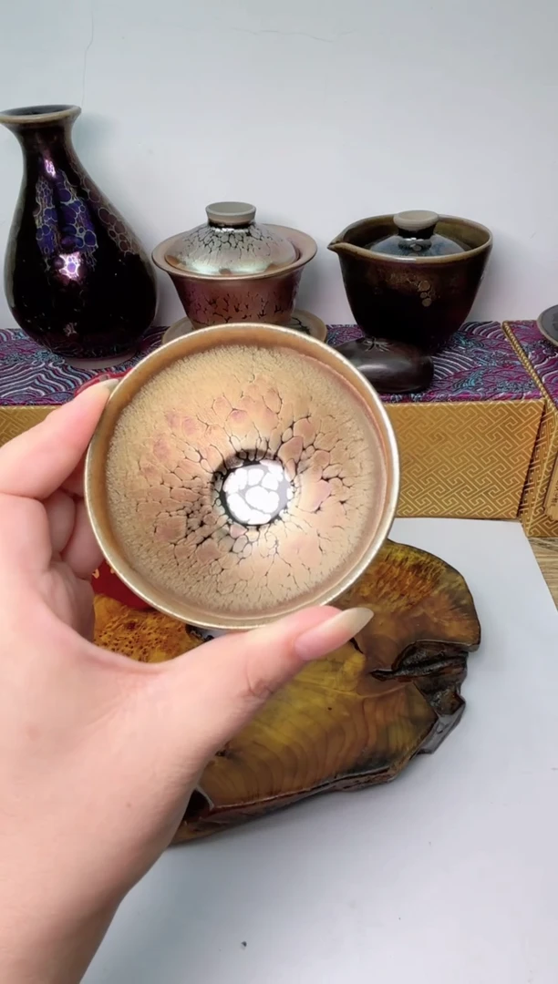 茶盏春申阁福利1只斗金