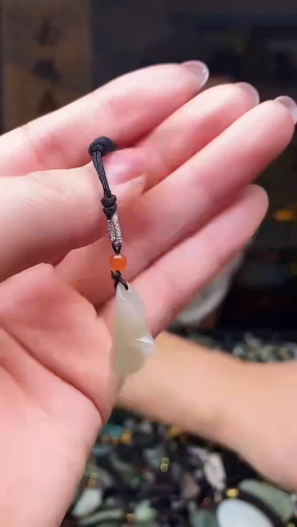 颈饰未镶嵌和田玉多样性发货，拍一发一