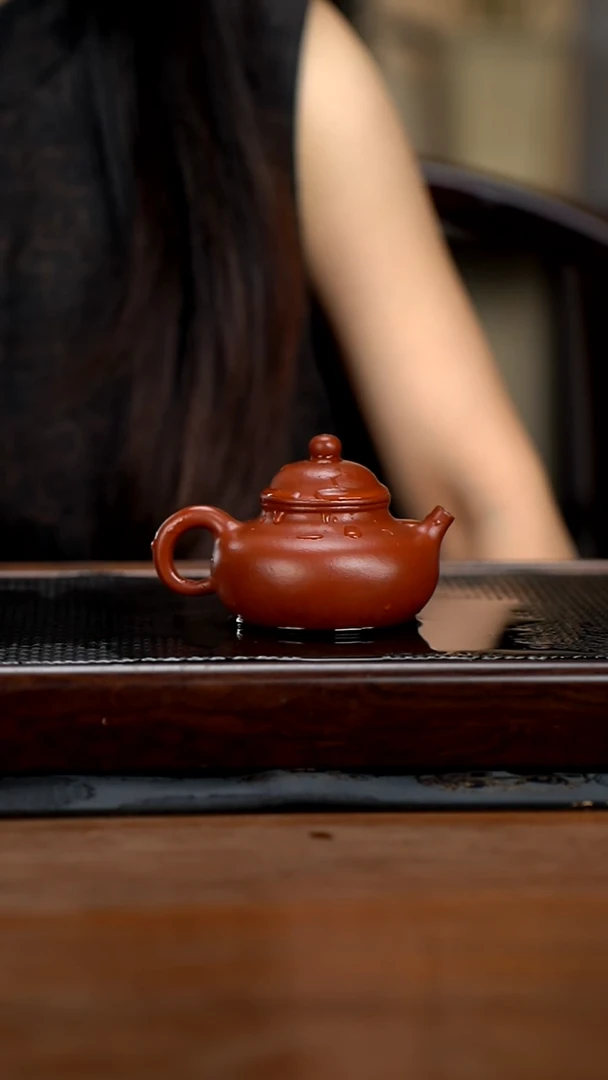 茶壶紫砂175cc黄龙山原矿朱泥容天8