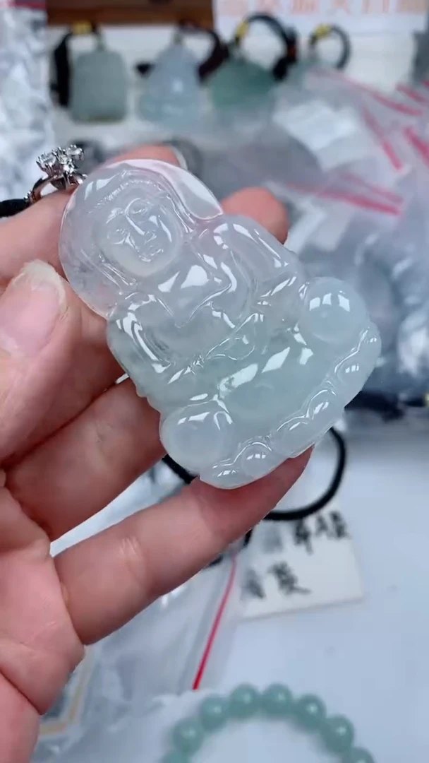 颈饰银S925镶嵌翡翠吊坠