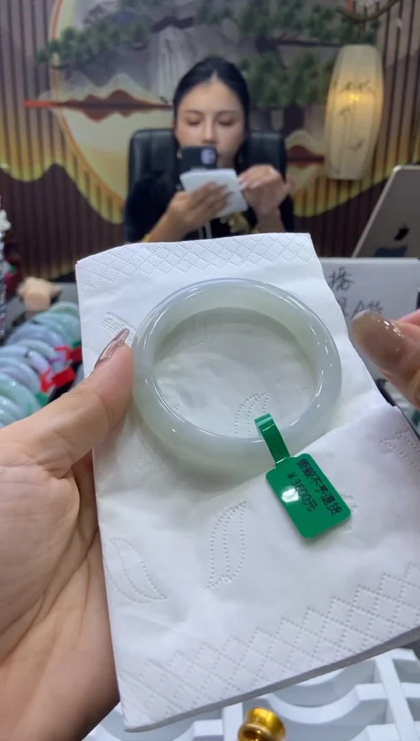 未镶嵌手镯翡翠00008198