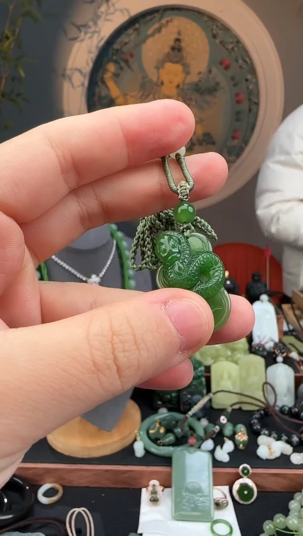 颈饰未镶嵌和田玉和田玉