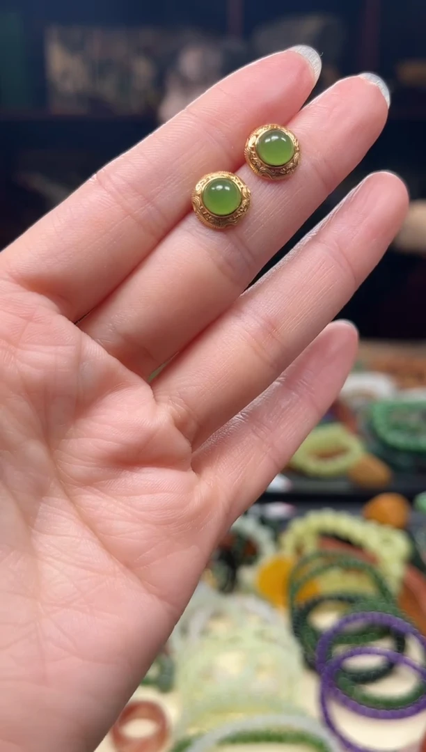 银S925镶嵌和田玉耳饰碧玉圆耳钉