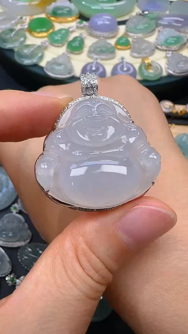 颈饰18K金镶嵌翡翠佛公