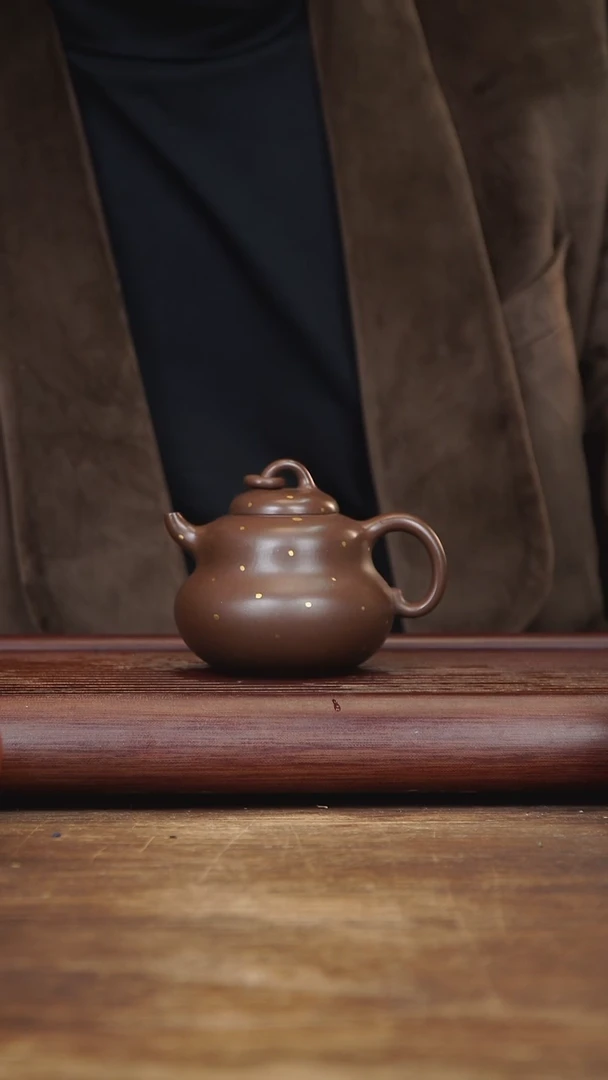 【闪购商品】紫砂茶壶200ml 洒金葫芦 紫泥