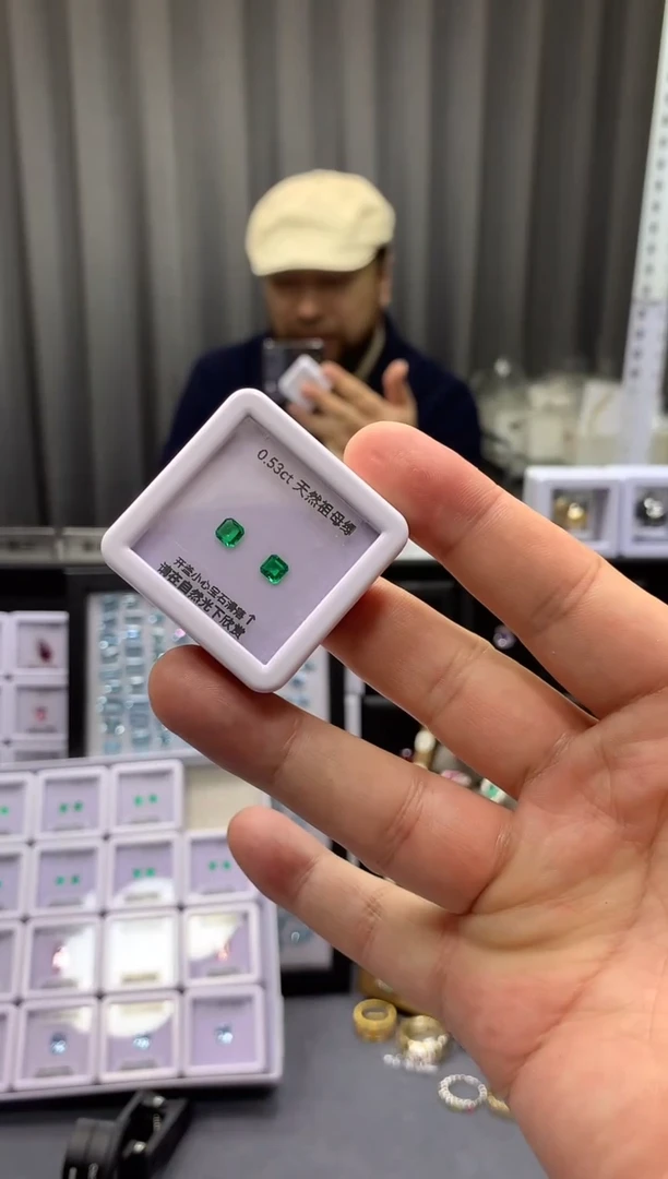 裸石祖母绿0.53ct 20