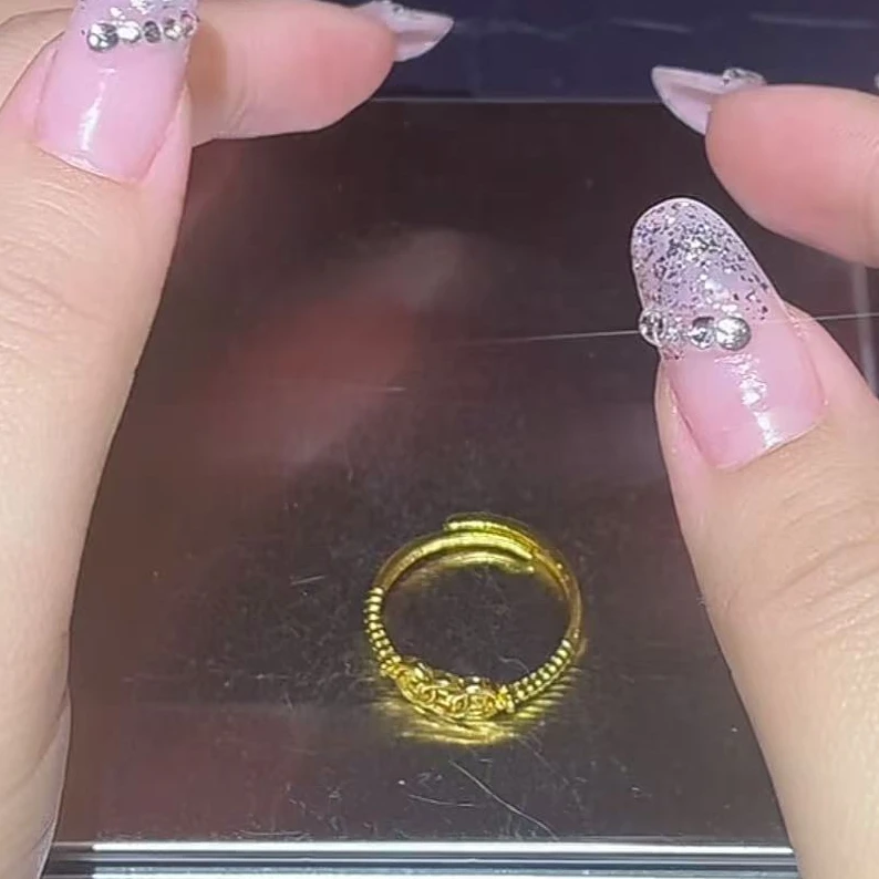 D245时尚百搭雕刻五帝钱戒指