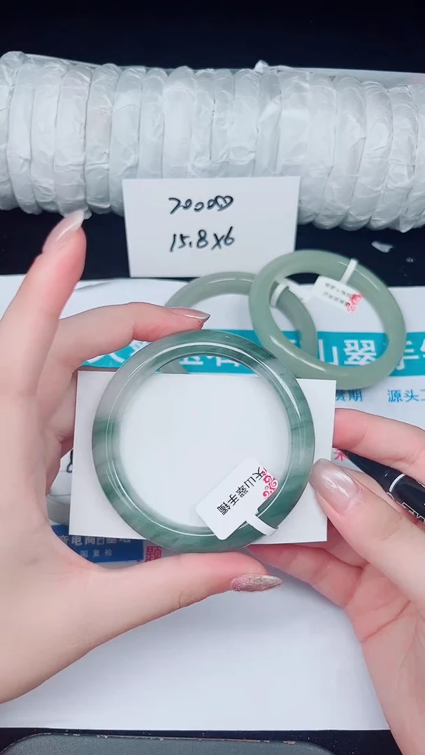 未镶嵌手镯石英质玉326-54/55