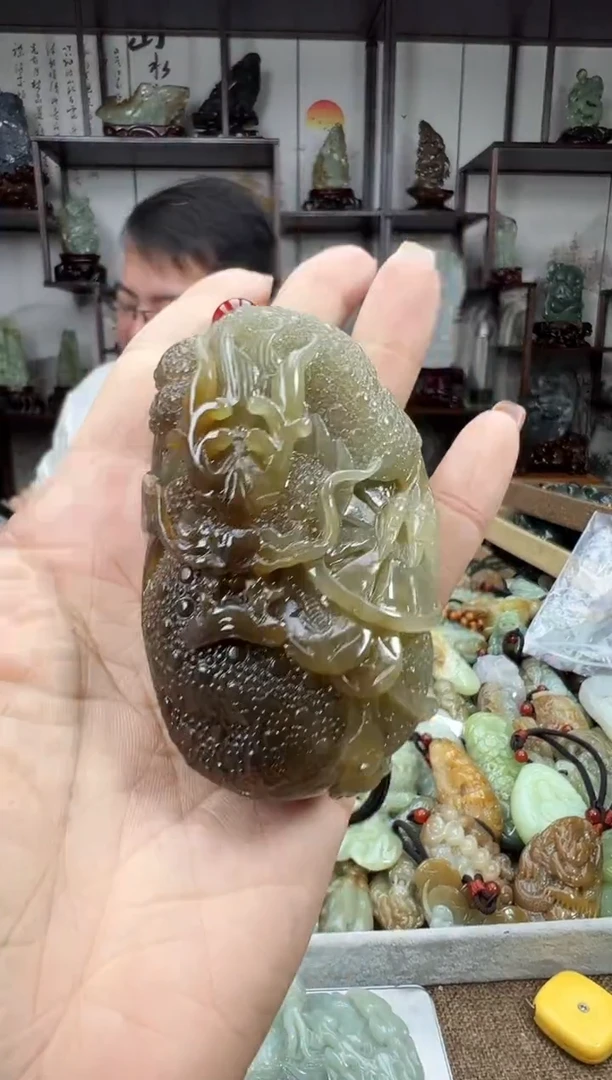 未镶嵌和田玉把件1