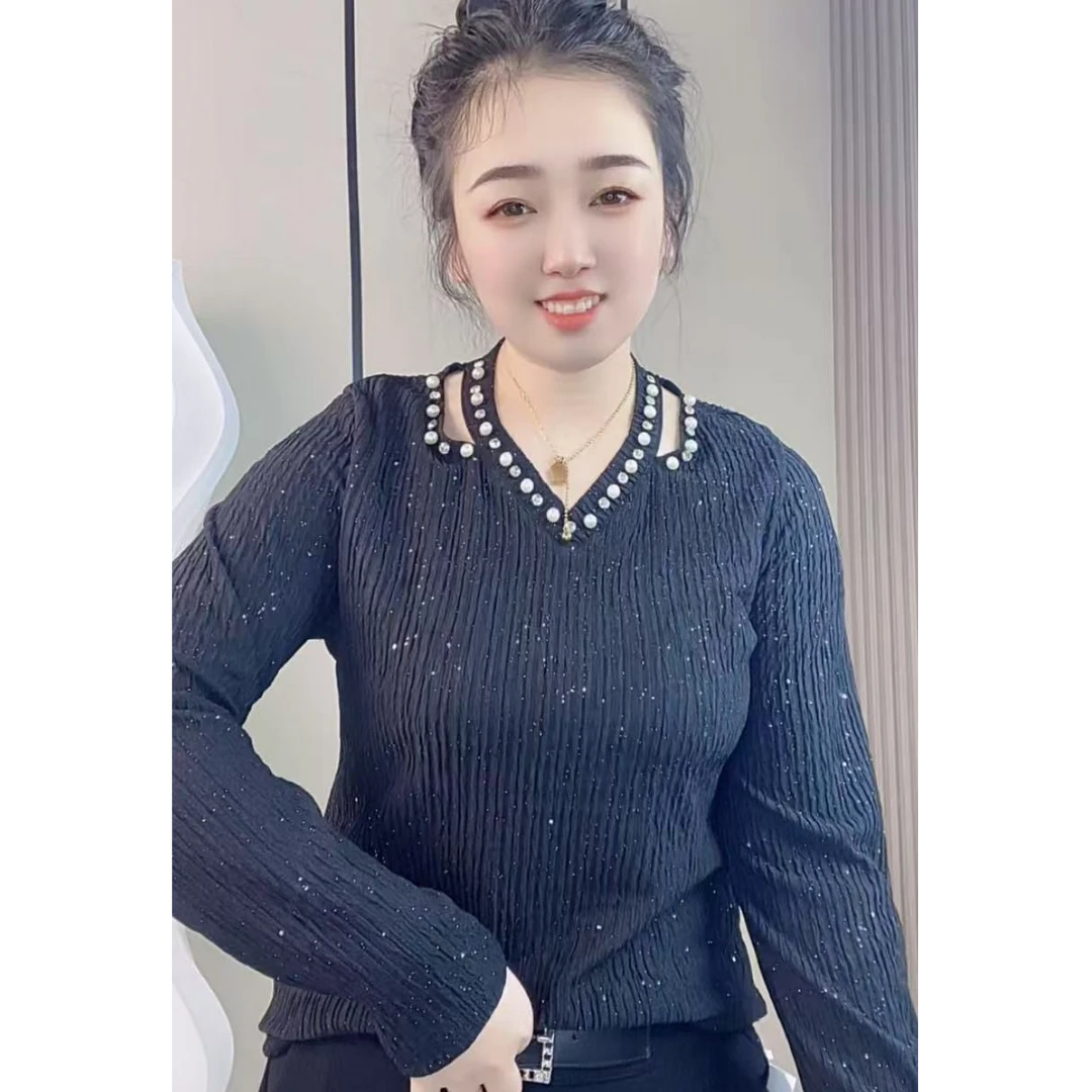 亮闪闪钉珠订钻V领正肩长袖T恤女2025春季大码胖mm新款洋气上衣