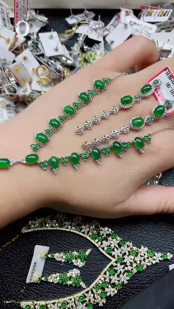 银S925镶嵌戒指翡翠1