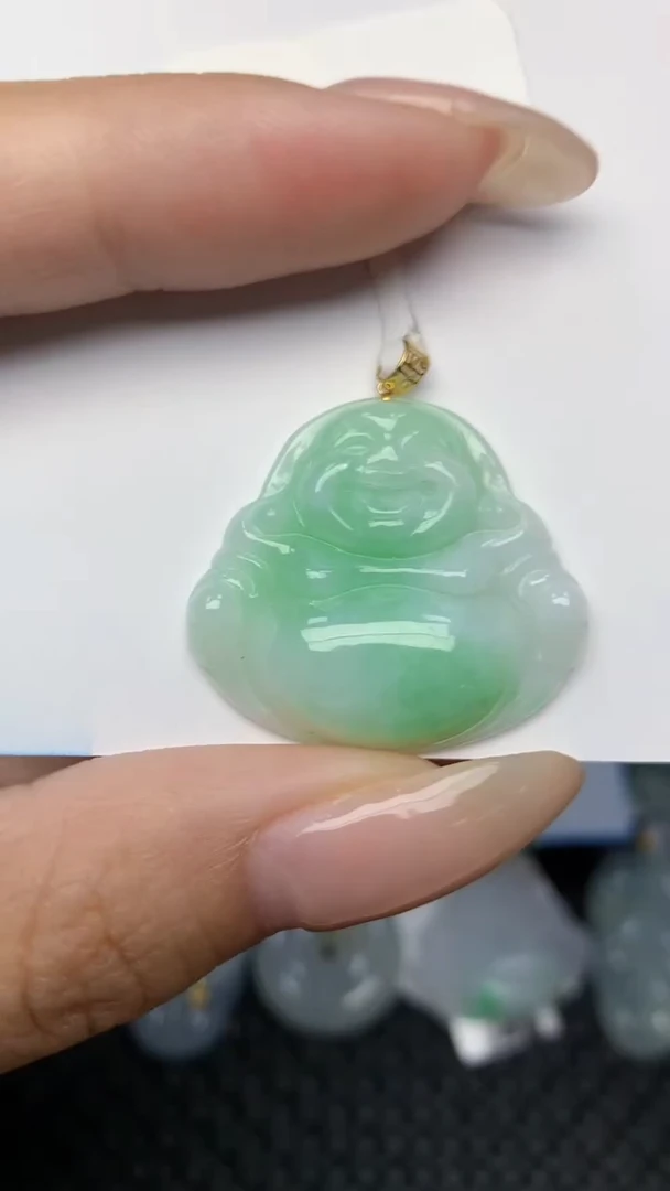 翡翠18K金镶嵌颈饰天然翡翠a货