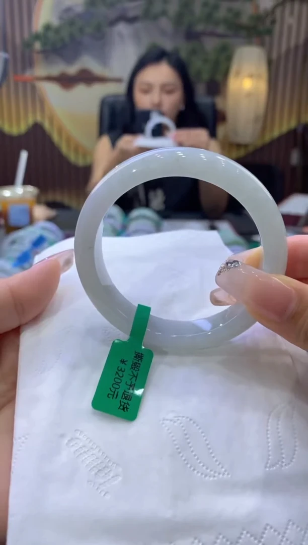 翡翠手镯未镶嵌00003746
