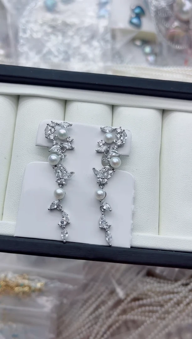 未镶嵌耳饰淡水珍珠多样性发其一，非无暇