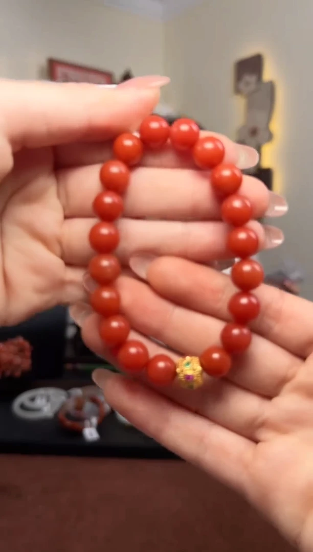 【闪购商品】南红玛瑙手链18K金镶嵌9.5mm+