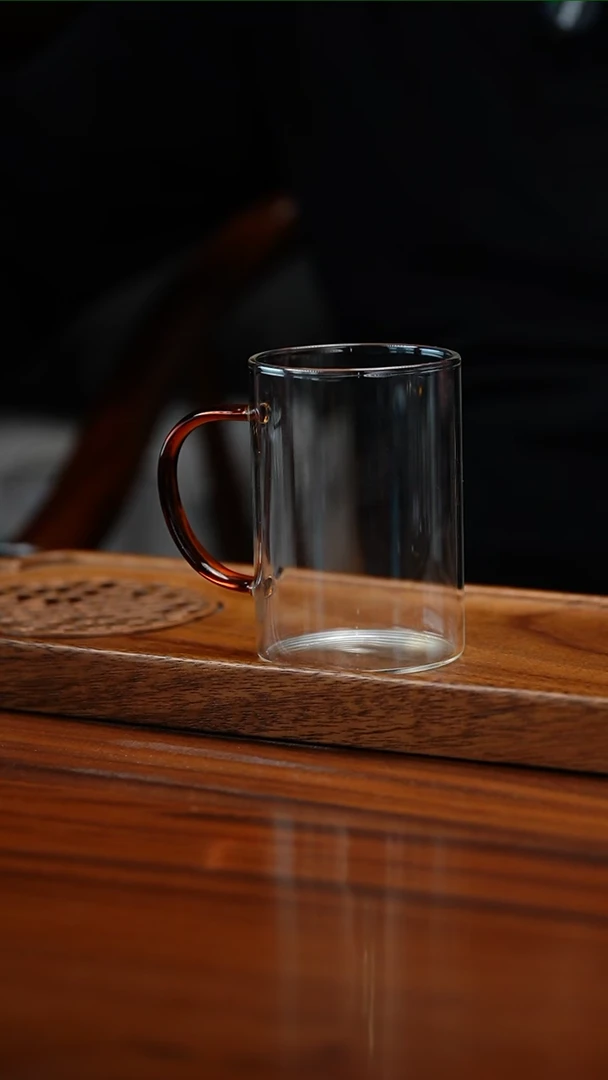 【闪购商品】个人绿茶杯唬迫色300毫升