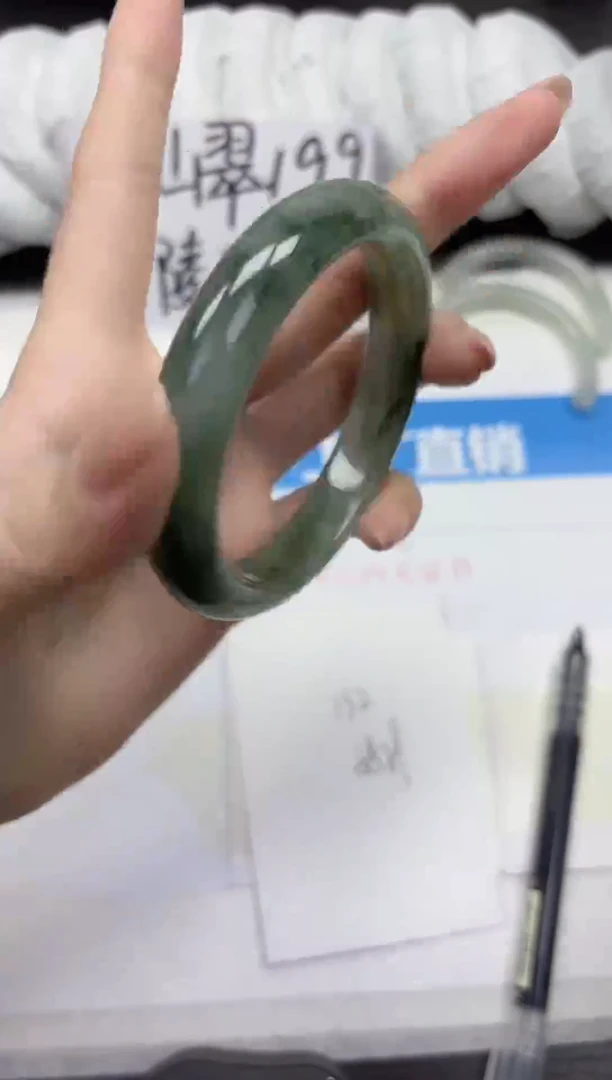 未镶嵌手镯石英质玉A132-58.59