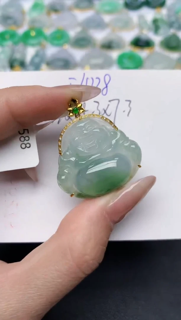 颈饰18K金镶嵌翡翠天然缅甸A货翡翠百元以上9元证书费自理