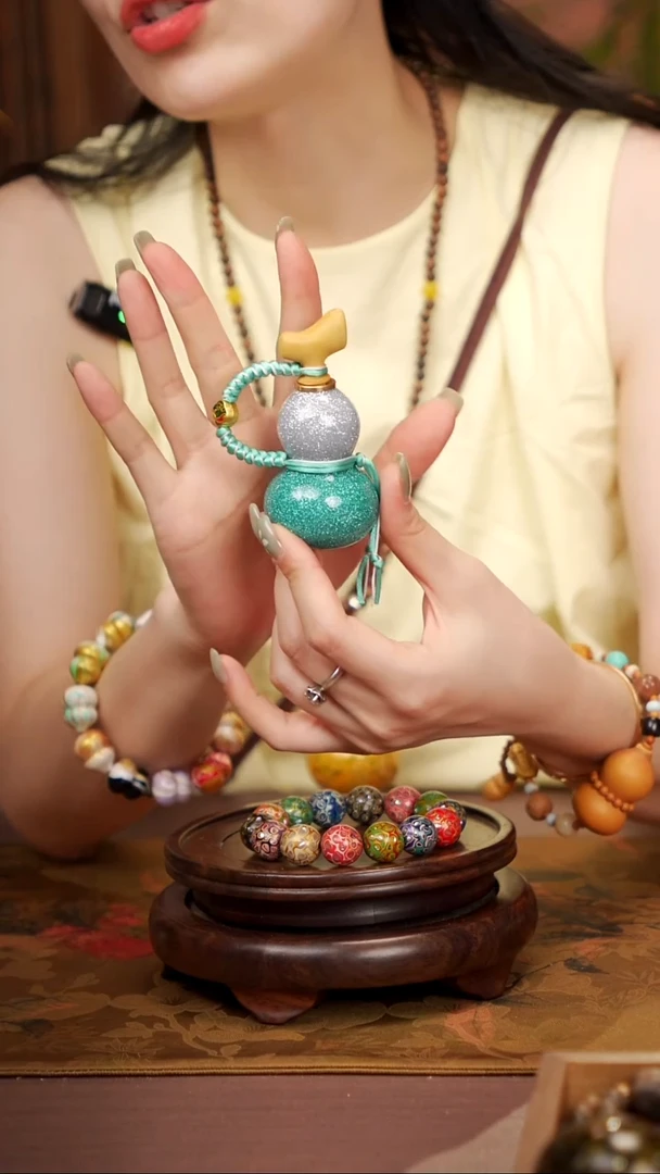 139易林大漆开口小葫芦----118