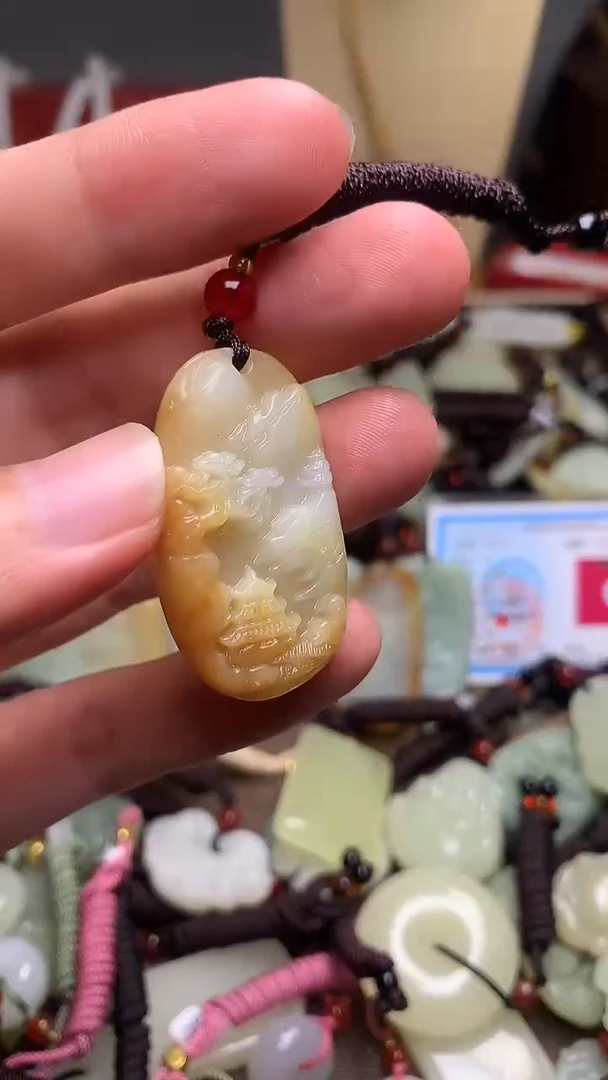 颈饰未镶嵌和田玉新疆料青海料清水和田玉吊坠