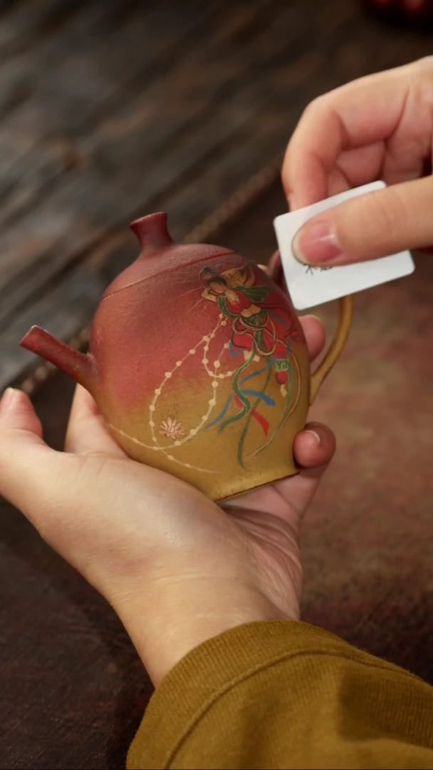 茶杯紫砂微瑕紫砂敦煌龙蛋壶