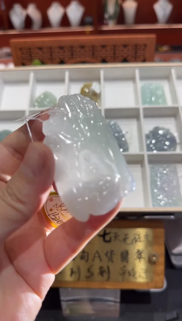 未镶嵌挂件翡翠A货翡翠多样性孤品