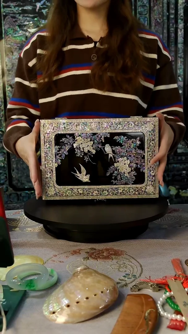 按扣绒布底·弘贝雅螺钿漆器文化馆